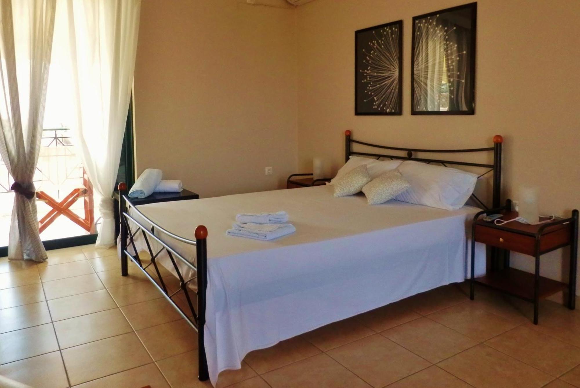 Sagini Boutique Hotel Lutrá Edipszú Szoba fotó