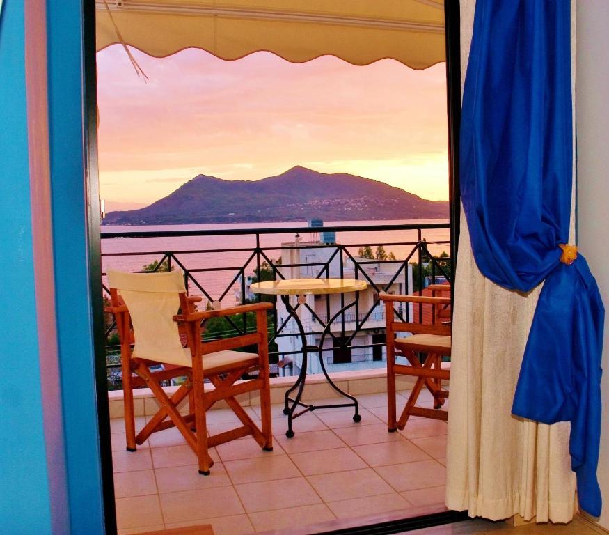 Sagini Boutique Hotel Lutrá Edipszú Kültér fotó
