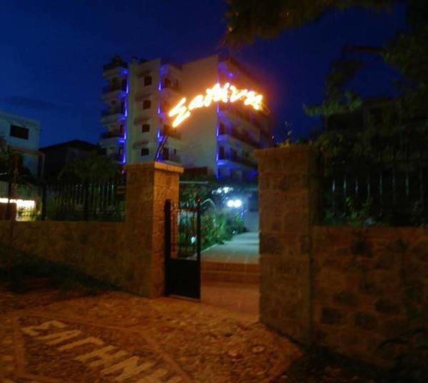 Sagini Boutique Hotel Lutrá Edipszú Kültér fotó