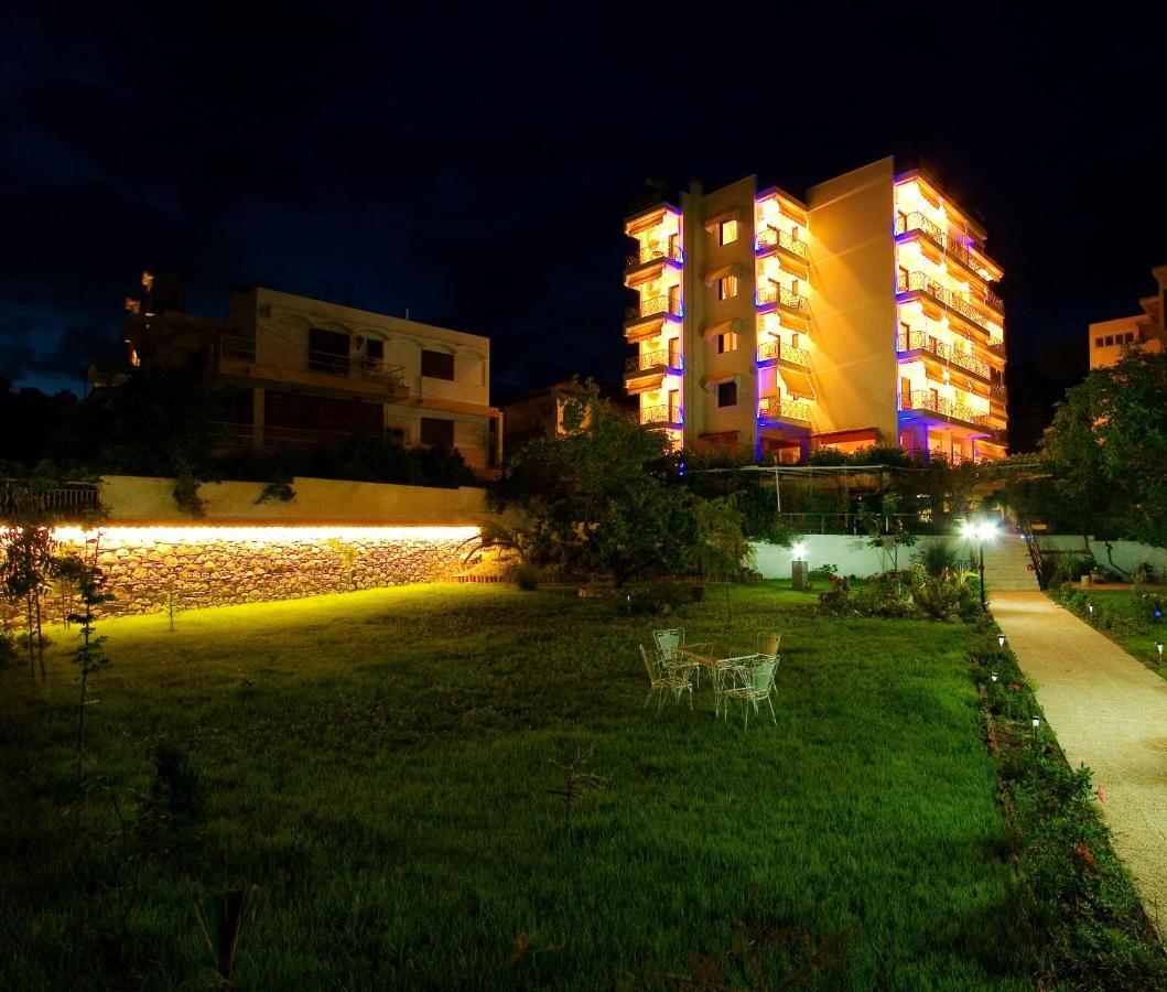 Sagini Boutique Hotel Lutrá Edipszú Kültér fotó